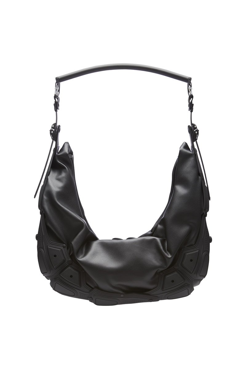 Innerraum Berlin OBJECT M03 HALF MOON BAG BLACK MATT + BLACK MATT