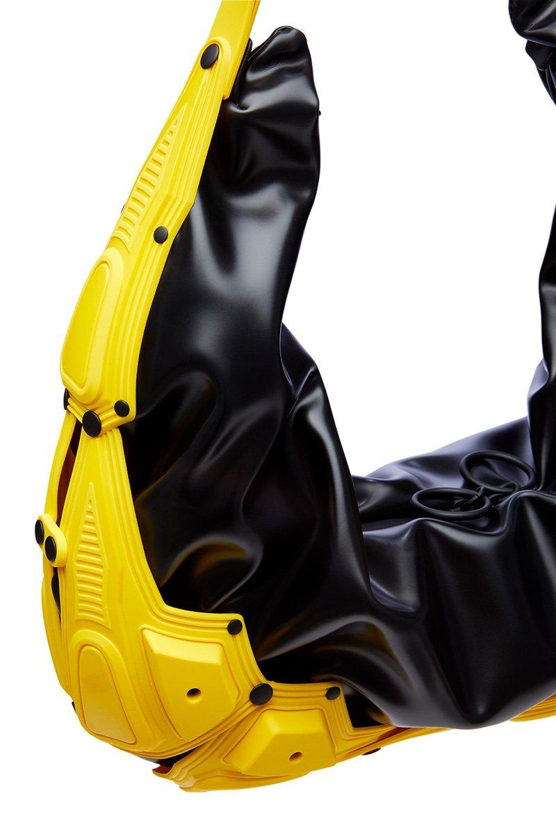Innerraum Berlin OBJECT M03 HALF MOON BAG YELLOW + BLACK MATT