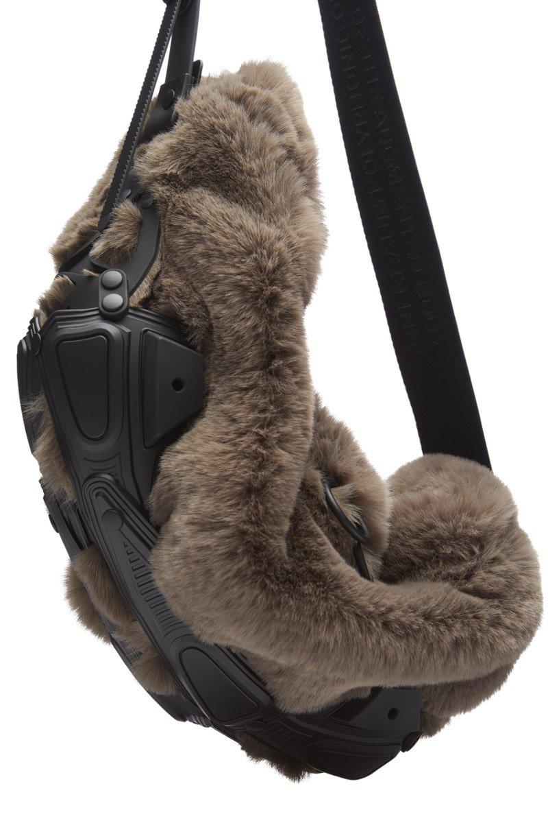 Innerraum Berlin OBJECT M07 CROSSBODY BAG / FANNY PACK WARM GRAY - FAUX FUR + BLACK MATT