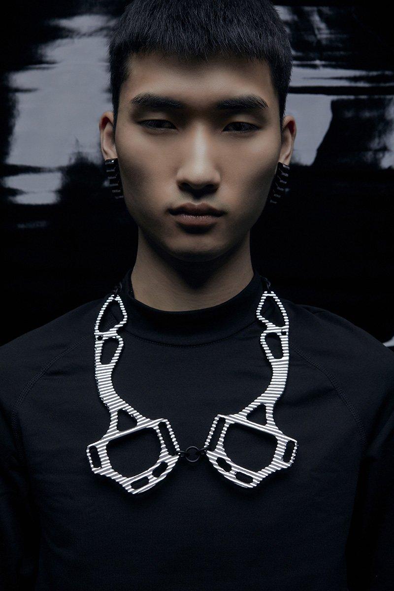 Innerraum Berlin OBJECT N12 HACKAMORE NECK CHAIN BLACK MATT + SILVER + BLACK MATT