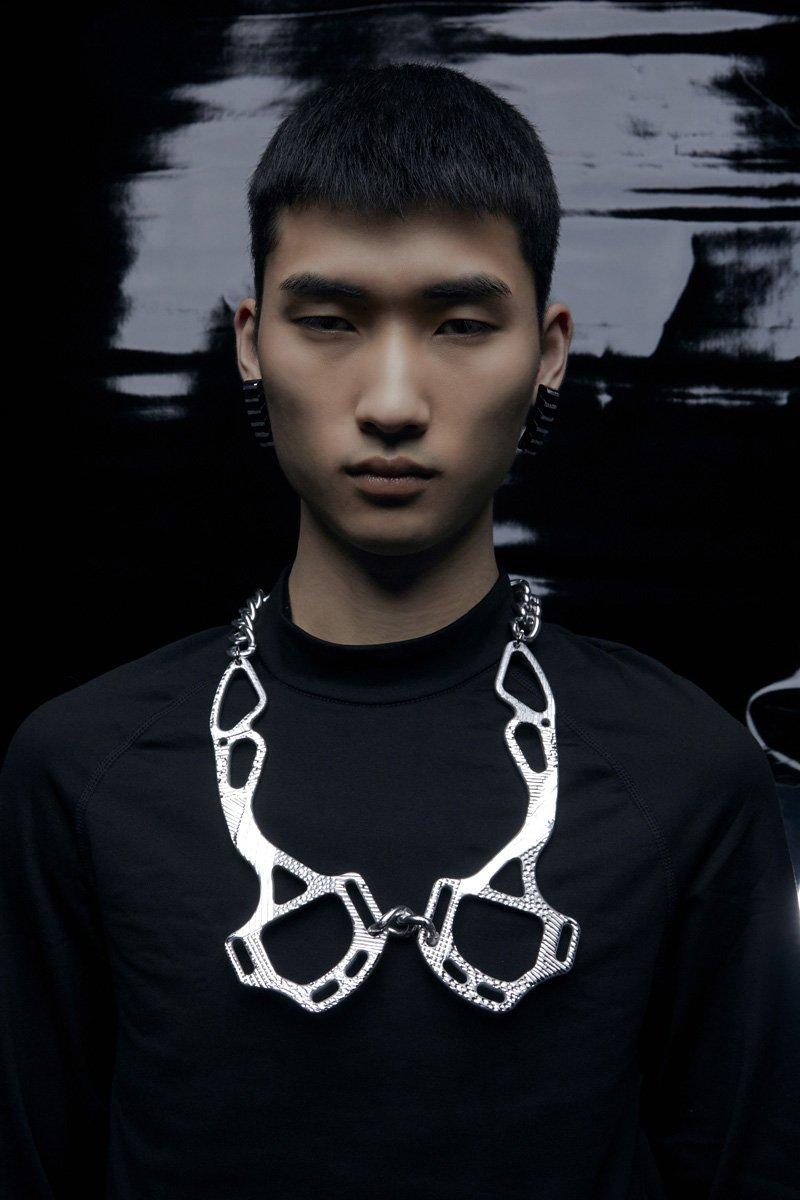 Innerraum Berlin OBJECT N13 HACKAMORE NECK CHAIN SILVER + SILVER