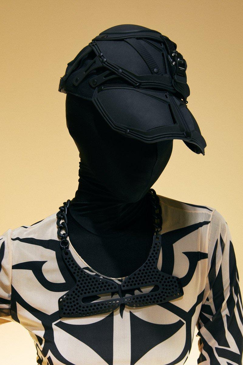 Innerraum Berlin OBJECT N15 TRIBAL PENDANT NECK CHAIN BLACK + BLACK MATT