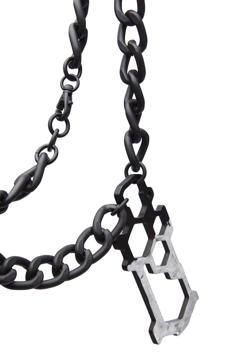 Innerraum Berlin OBJECT N16 INDUSTRIAL PENDANT NECK CHAIN DISTRESSED BLACK + BLACK