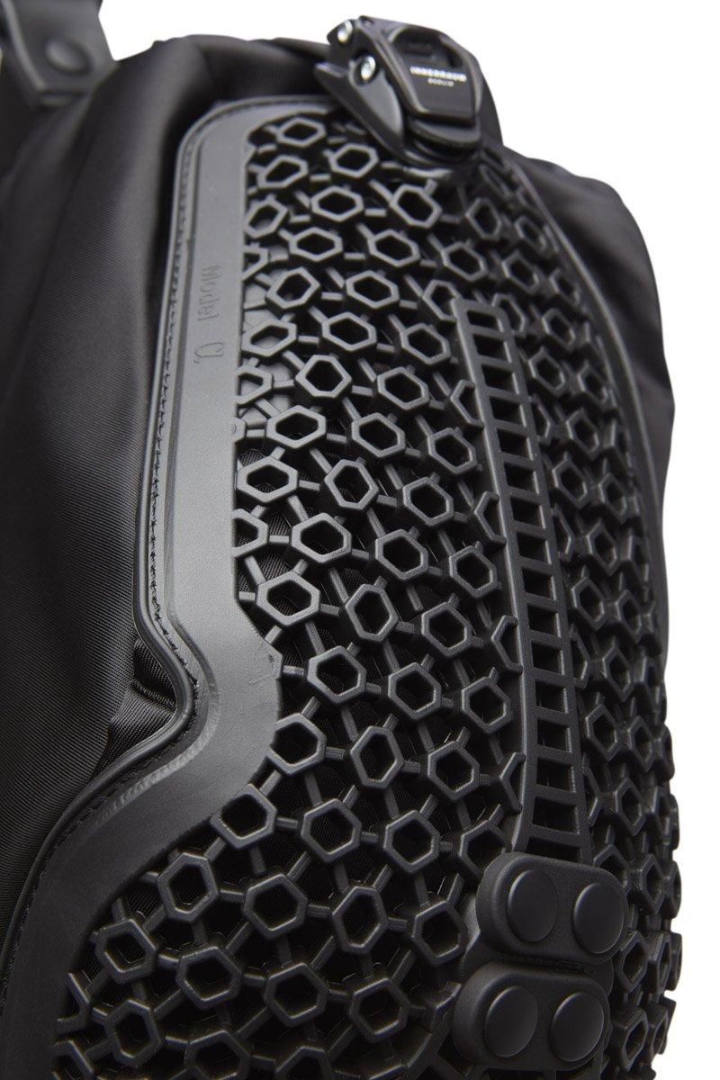 Innerraum Berlin OBJECT S05 MINI SHOPPER BLACK PUFFY BOMBER NYLON + BLACK MATT