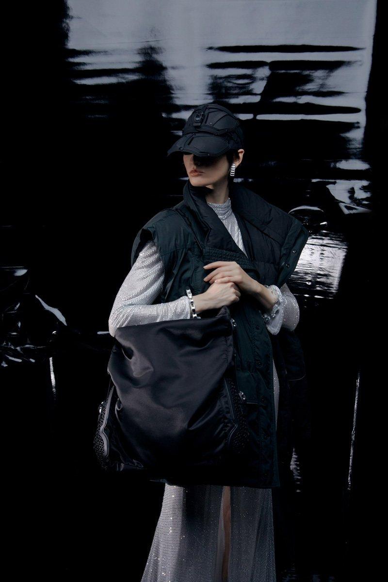 Innerraum Berlin OBJECT S06 HOBO BAG BLACK PUFFY BOMBER NYLON + BLACK MATT