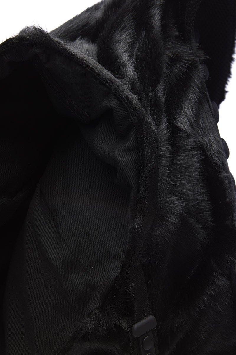 Innerraum Berlin OBJECT S09 BACKPACK BLACK FAUX FUR + BLACK