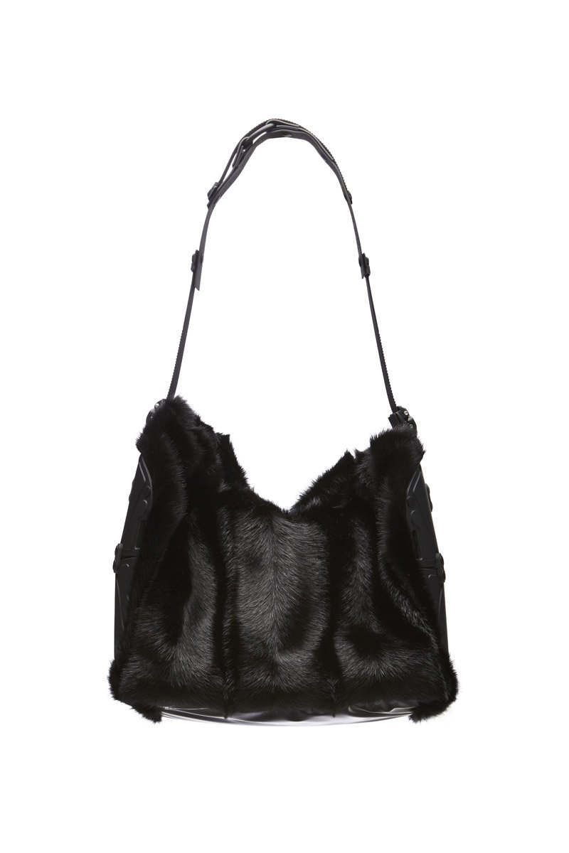 Innerraum Berlin OBJECT S10 HOBO BAG BLACK FAUX FUR + BLACK MATT