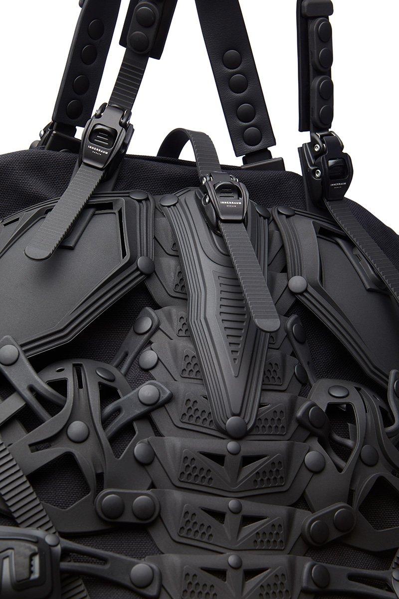 Innerraum Berlin OBJECT S12 SHOPPER BLACK MATT + BLACK MATT