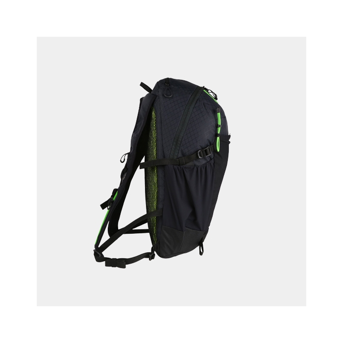 Inov 8 Venturelite 18 Litre Hiking Backpack