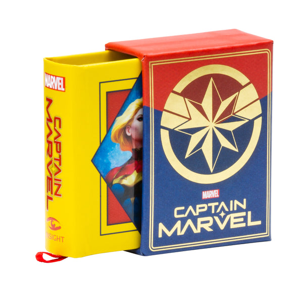 insight editions Captain Marvel: The Tiny Book of Earth's Mightiest Hero – Insight Editions