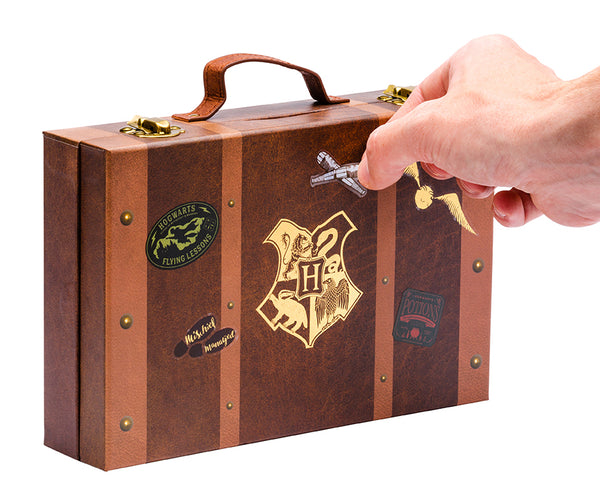 Insight Editions Harry Potter: Back To Hogwarts Travel Set – Insight Editions