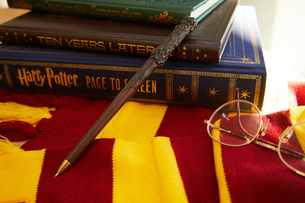Insight Editions Harry Potter: Harry's Wand Pen – Insight Editions