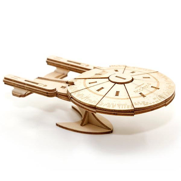 Insight Editions IncrediBuilds: Star Trek The Next Generation: U.S.S. Enterprise NCC-17 – Insight Editions