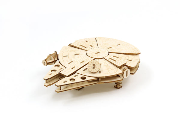 Insight Editions IncrediBuilds: Star Wars: Millennium Falcon 3D Wood Model And Book – Insight Editions