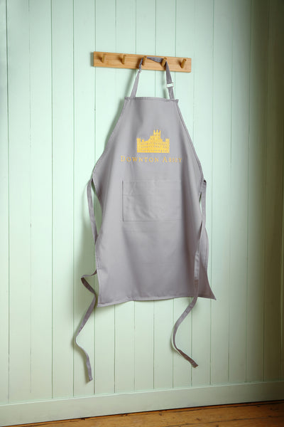 Insight Editions The Official Downton Abbey Cookbook - Gift Set (Book + Apron) – Insight Editions