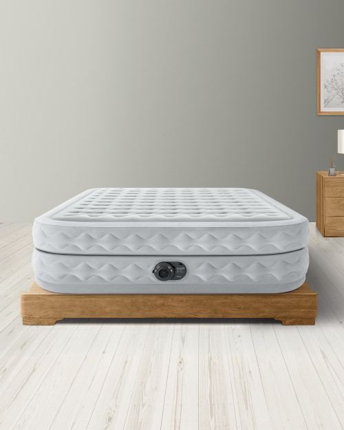 intex Dura-Beam® Deluxe Supreme Air-Flow Air Mattress 20" Queen w/ Built-In Electric Pump