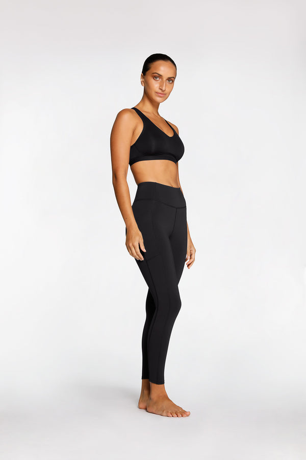 Intimo ACTIVE RACER BRA Black