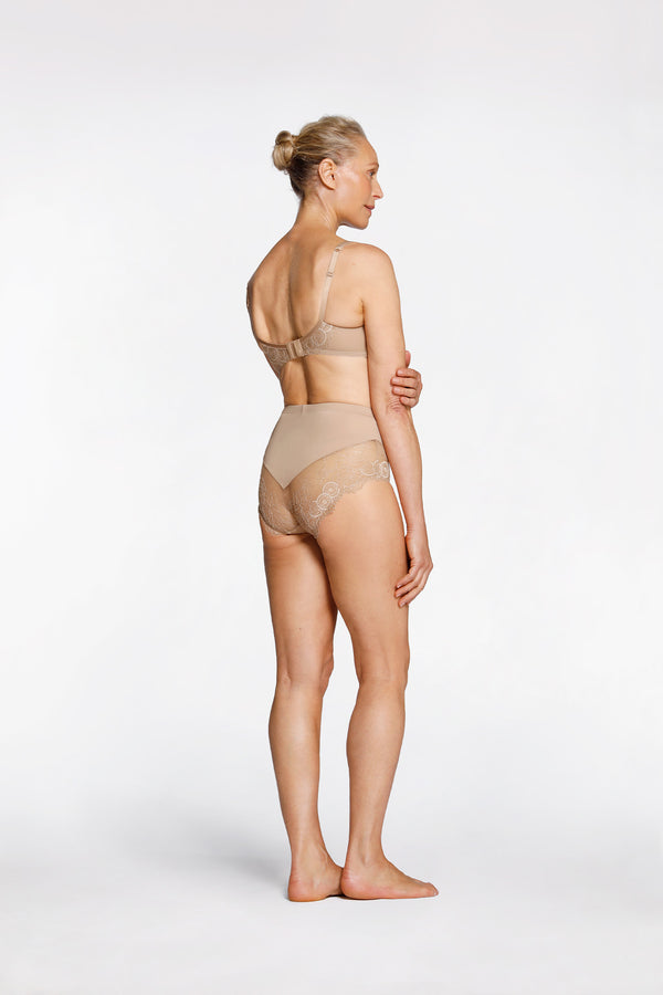 Intimo AMOUR HIGH BRIEF Nougat