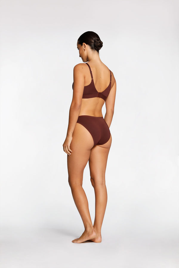 Intimo COMFORT WIRELESS SOFT CUP BRA Chocolate