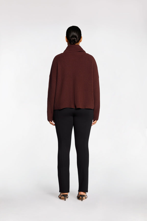 Intimo ROLL NECK JUMPER Chocolate