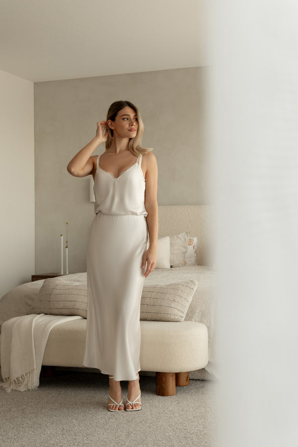Intimo SILK MIDI SKIRT Pearl