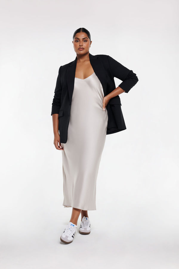 Intimo SILK SLIP DRESS Stone