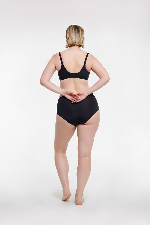 Intimo SMOOTH FULL SOFT CUP BRA Black