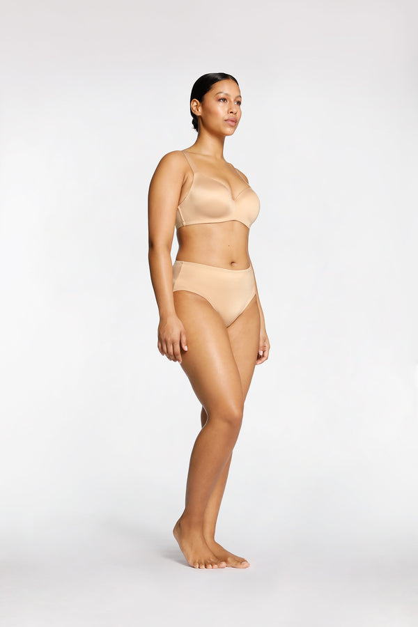 Intimo SMOOTH MIRACLE T SHIRT BRA Honey
