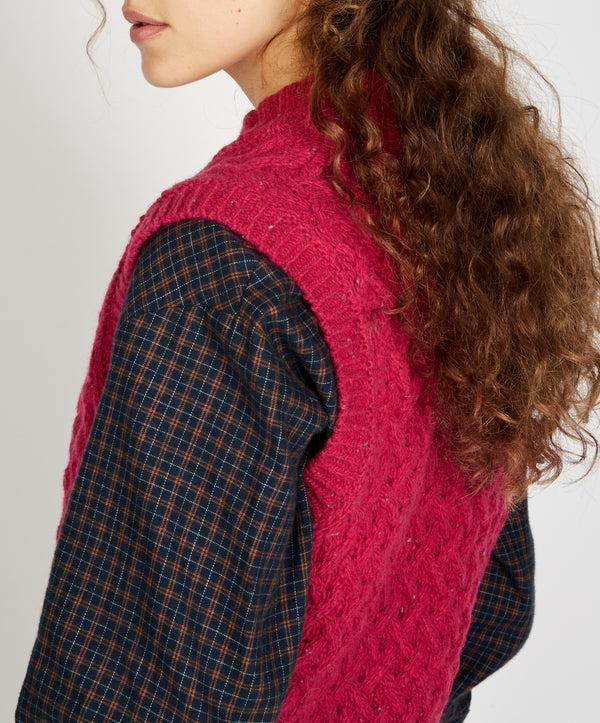 Irelands Eye Ballybricken Trellis Cropped Vest Bramble Berry