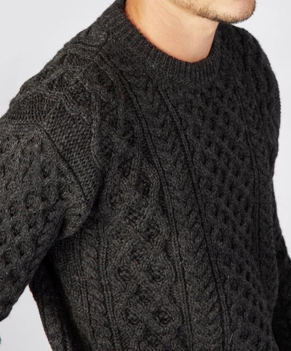 Irelands Eye Blasket Honeycomb Stitch Mens Aran Sweater Graphite