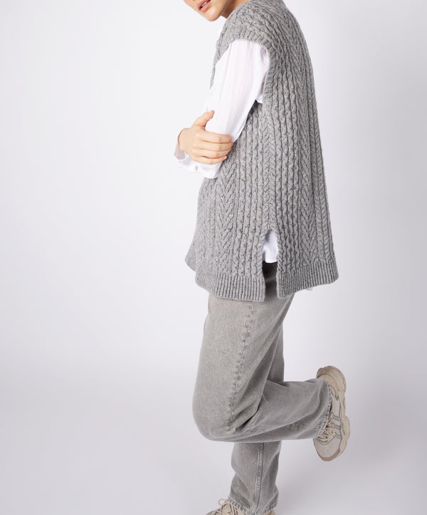 Irelands Eye Fennel Oversized Aran Sweater Vest Pearl Grey
