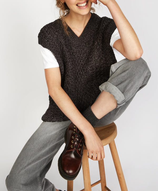 irelands eye Birch Aran V Neck Vest Anthracite