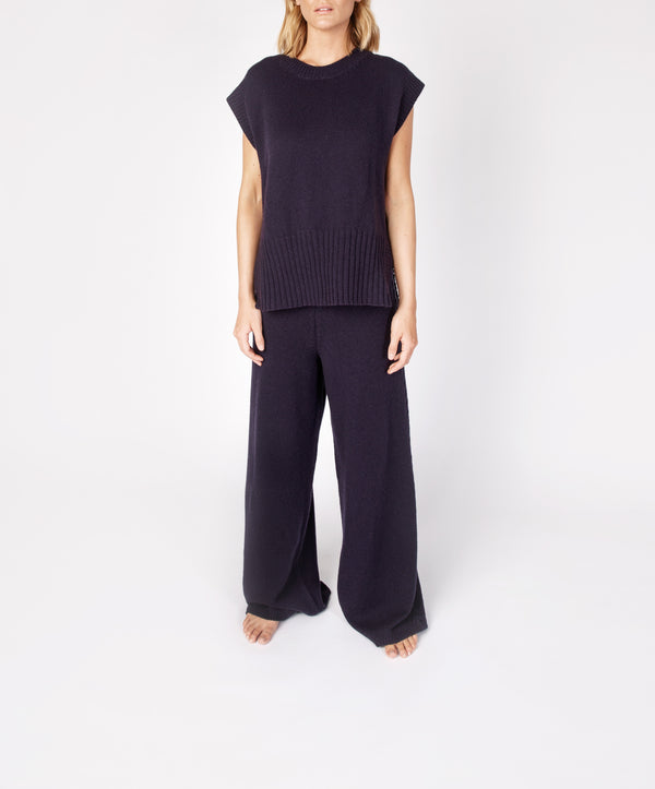 Irelands Eye Boxy Jersey Vest Midnight Blue