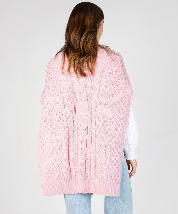 Irelands Eye Crocus Horseshoe Cable Cape Pale Pink