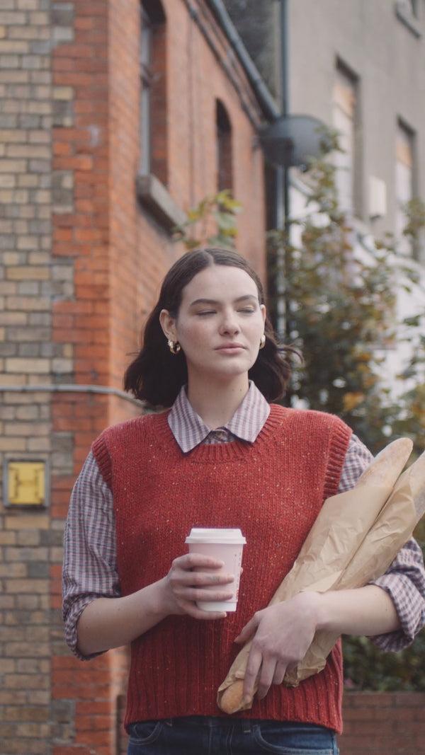 Irelands Eye Luna Vest Chilli