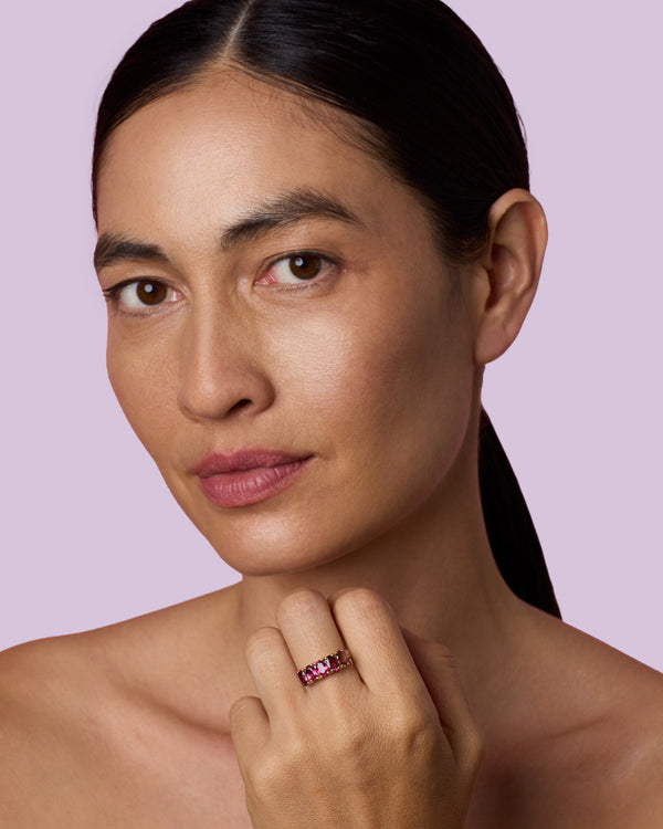 Irene Neuwirth One Of A Kind Gemmy Gem Oval Five Stone Ring 18k Yellow Gold