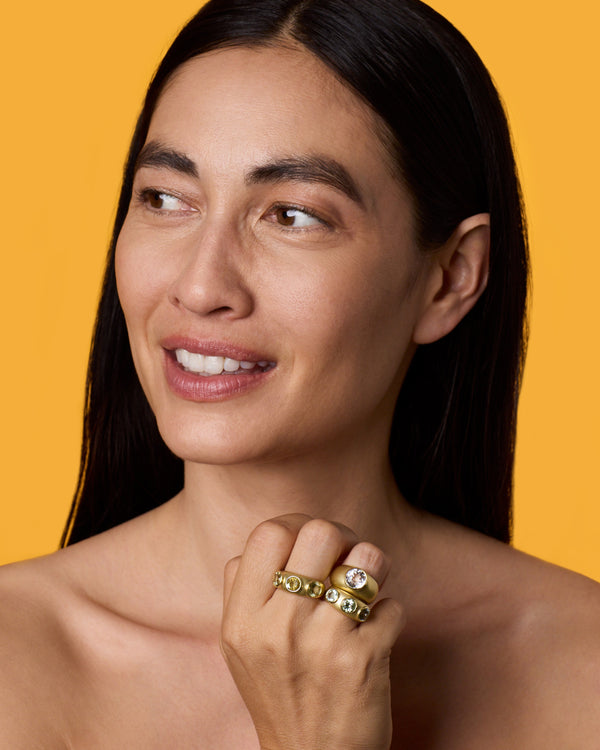 Irene Neuwirth One Of A Kind Round Stone Gemmy Puffed Gold Ring 18k Yellow Gold