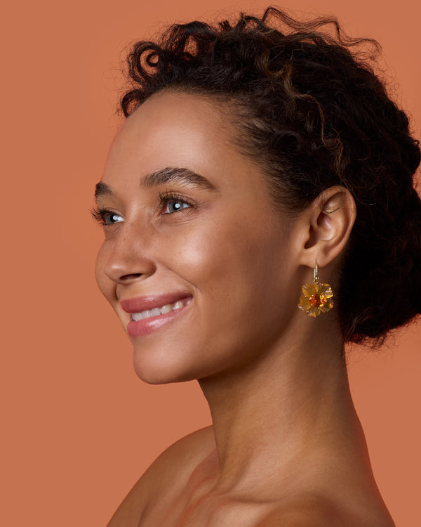 Irene Neuwirth One Of A Kind Tropical Flower Earrings 18k Yellow Gold