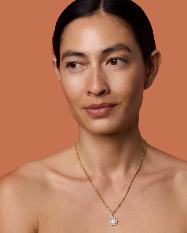 Irene Neuwirth Pavé Halo Medium Classic Charm 18K Yellow Gold