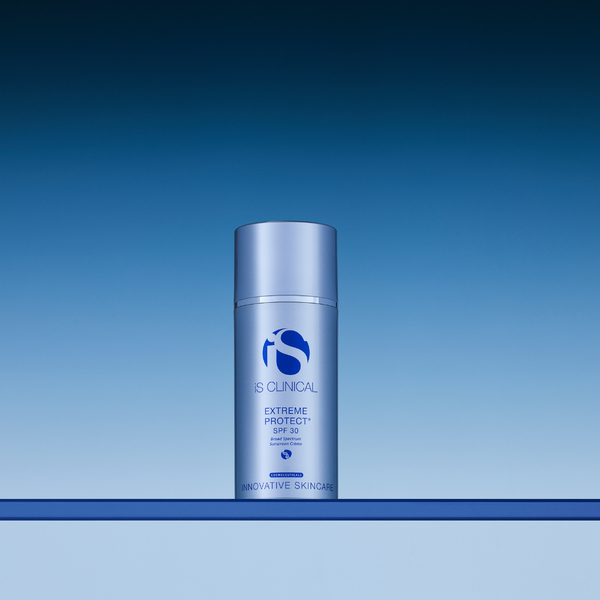 Is Clinical Cleanse & Protect Essentials Set – IS Clinical