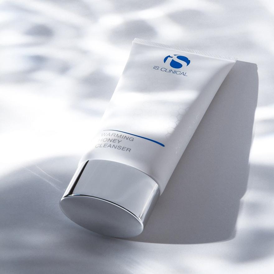 Is Clinical Warming Honey Cleanser By IS Clinical UK