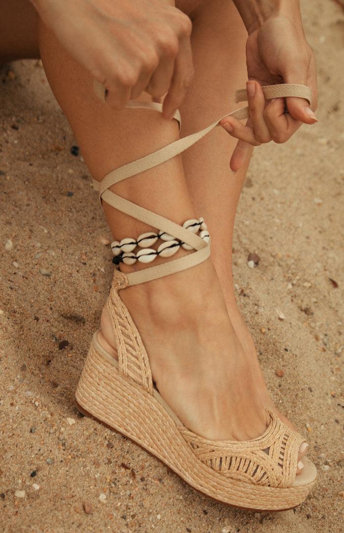 Isa Tapia Bogatelle Natural Jute