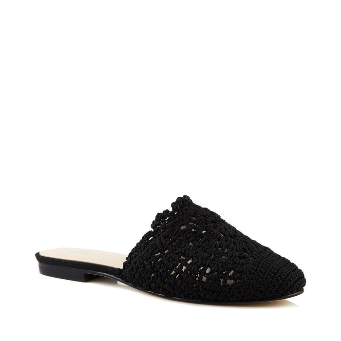 isa tapia Isla Black Macrame