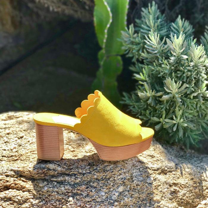 Isa Tapia Palmas Canary Yellow