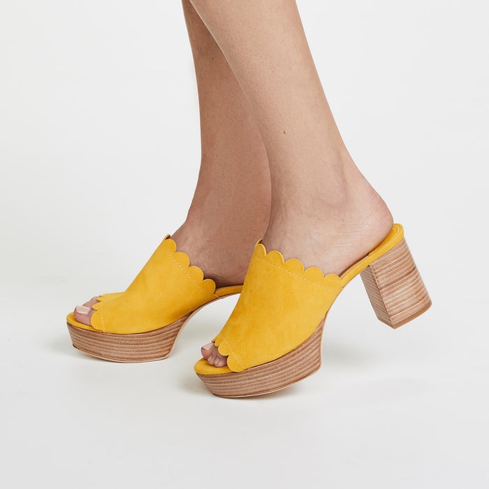 Isa Tapia Palmas Canary Yellow