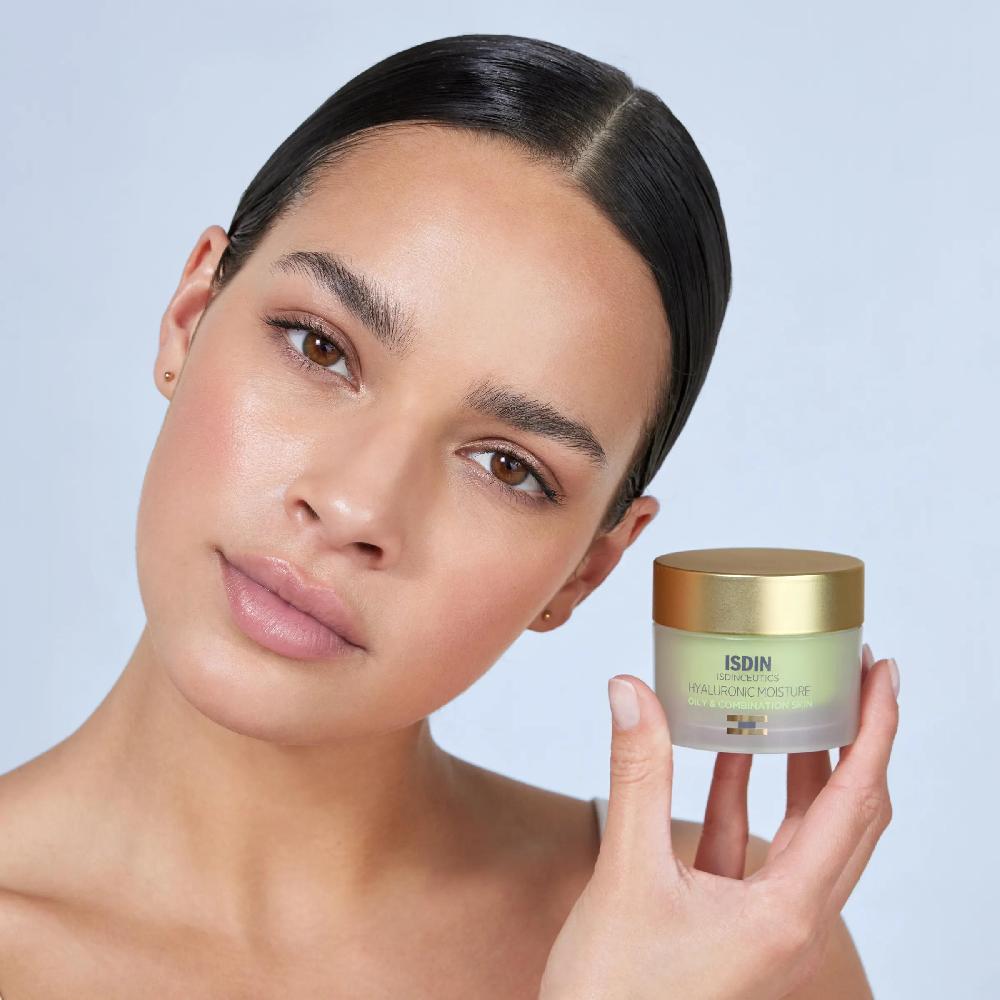 isdin ISDINCEUTICS Hyaluronic Moisture Oily u0026 Combination Skin