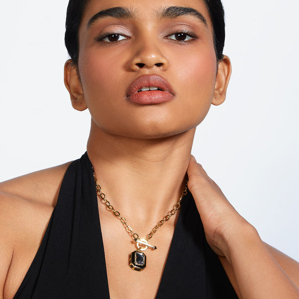 isharya Blaze Toggle Necklace Necklaces