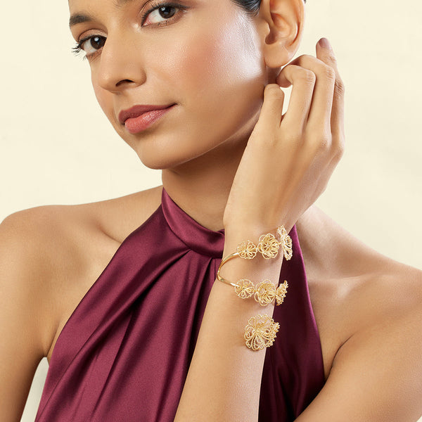 Isharya Branco Wrap Around Bracelet Wristwear