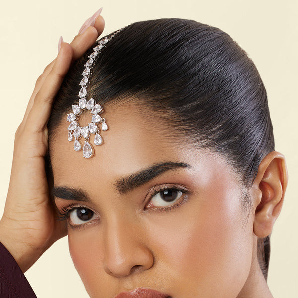 isharya Celestial Radiance Maangtikka Head Gear