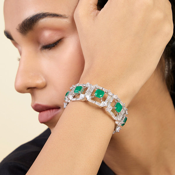 isharya Emerald Halo Cuff Cuff XS